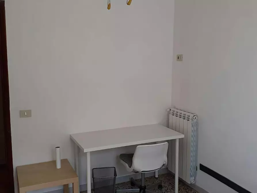 Immagine 1 di Camera in affitto  in Via Sirte a Roma