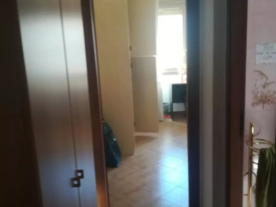 Immagine 8 di Camera in affitto  in Via Francesco Datini a Roma