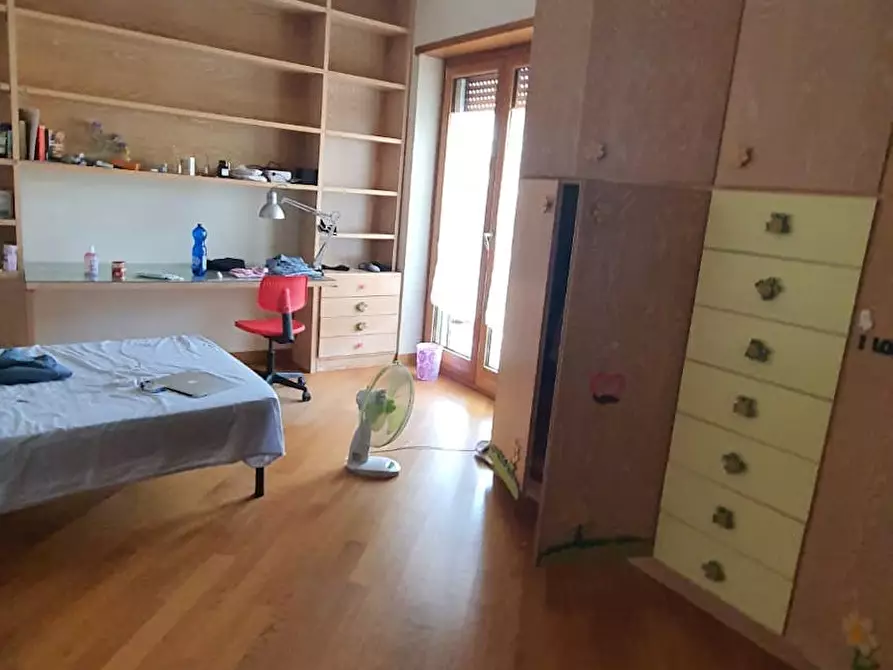 Immagine 3 di Camera in affitto  in Via Diego Angeli a Roma