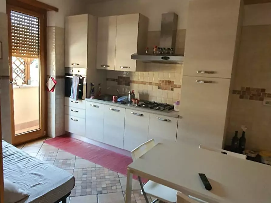Immagine 10 di Camera in affitto  in Via Diego Angeli a Roma
