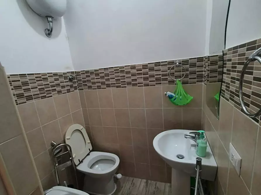 Immagine 9 di Camera in affitto  in Via Fezzan a Roma