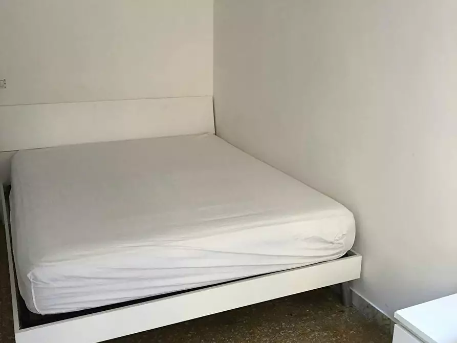 Immagine 1 di Camera in affitto  in Via Fezzan a Roma
