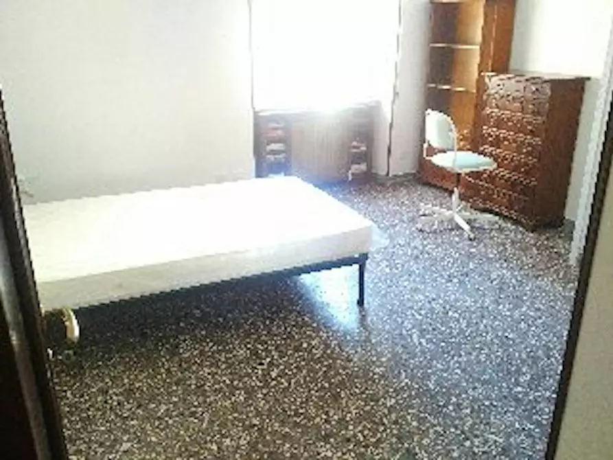 Immagine 1 di Camera in affitto  in Via Giacomo Boni a Roma