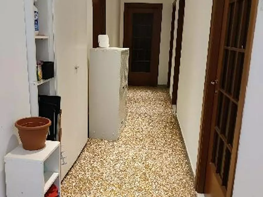 Immagine 5 di Camera in affitto  in Via Giacomo Boni a Roma