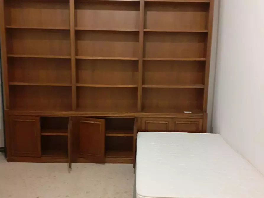 Immagine 4 di Camera in affitto  in Viale Liegi a Roma