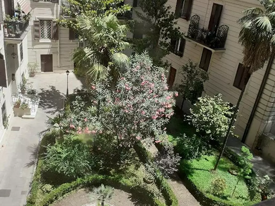 Immagine 9 di Camera in affitto  in Viale Liegi a Roma