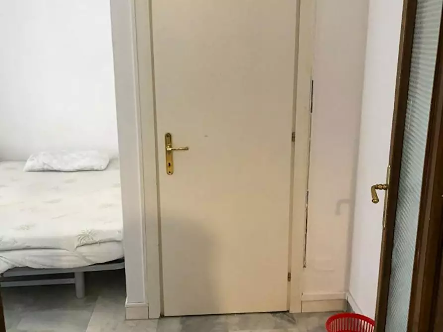 Immagine 1 di Camera in affitto  in Via Livorno a Roma