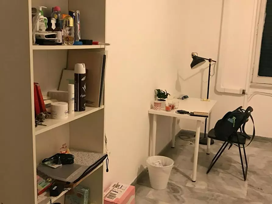 Immagine 2 di Camera in affitto  in Via Livorno a Roma