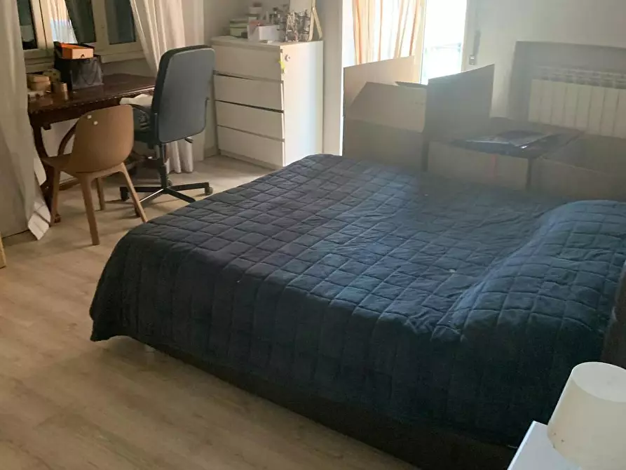 Immagine 1 di Camera in affitto  in Via Livorno a Roma