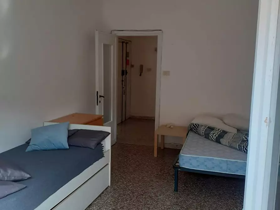 Immagine 7 di Camera in affitto  in Via Lucrino a Roma