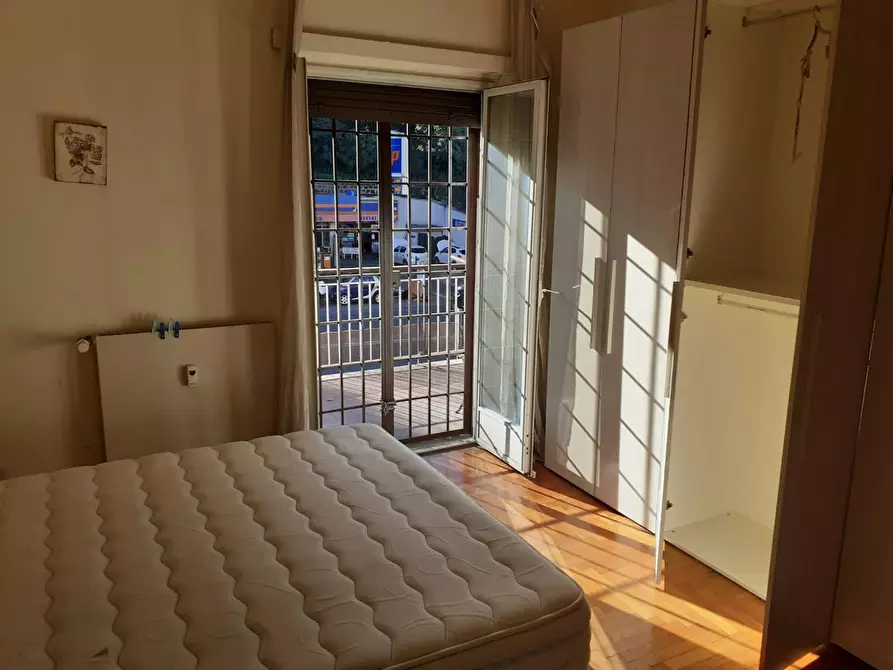 Immagine 4 di Camera in affitto  in Viale Marco Polo a Roma