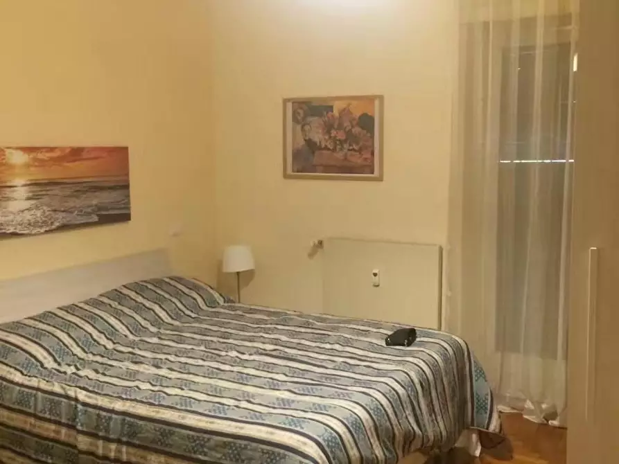 Immagine 2 di Camera in affitto  in Viale Marco Polo a Roma