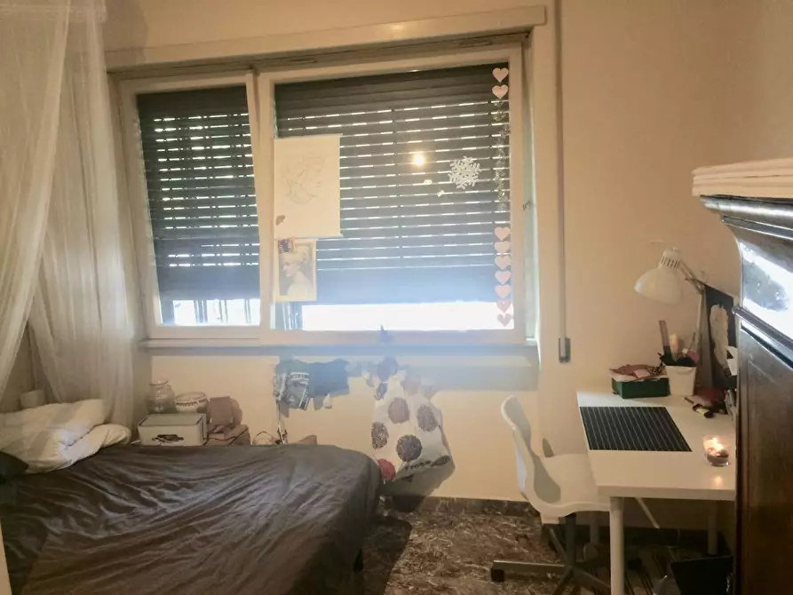 Immagine 5 di Camera in affitto  in Viale Marco Polo a Roma
