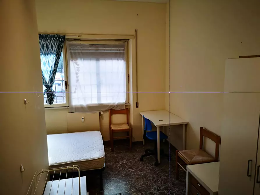 Immagine 4 di Camera in affitto  in Viale Marco Polo a Roma