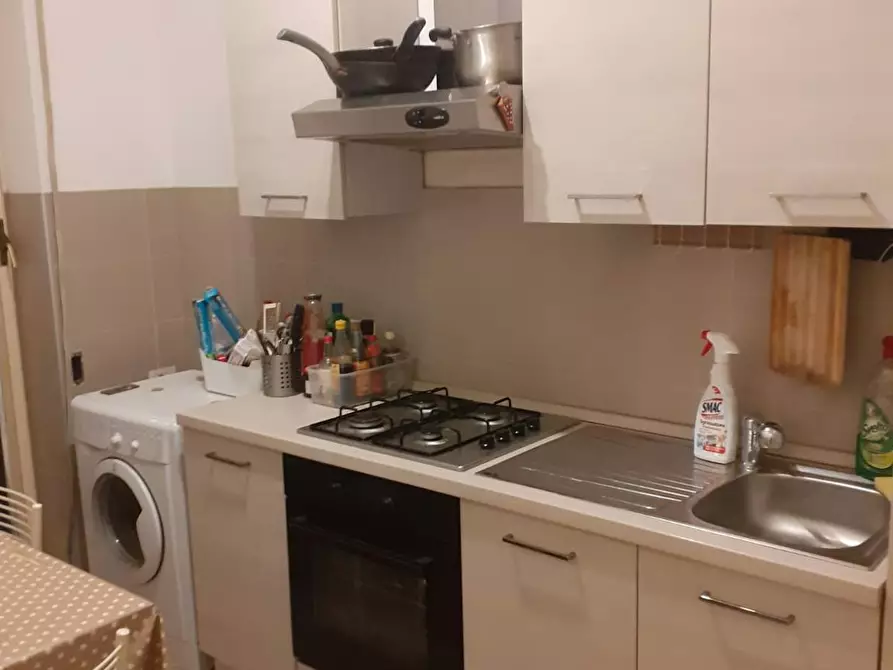 Immagine 6 di Camera in affitto  in Viale Marco Polo a Roma