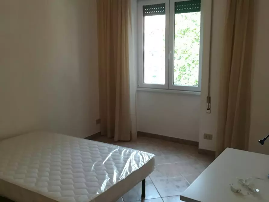 Immagine 2 di Camera in affitto  in Via Monte Massico a Roma