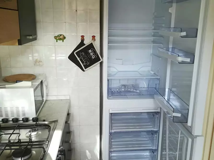 Immagine 5 di Camera in affitto  in Via Monte Massico a Roma