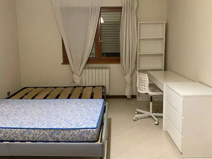 Immagine 5 di Camera in affitto  in Via Luigi Arbib Pascucci a Roma