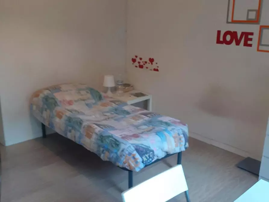 Immagine 4 di Camera in affitto  in Via Luigi Arbib Pascucci a Roma