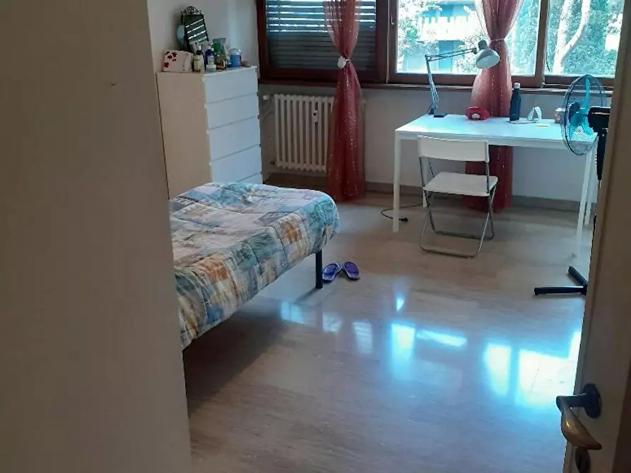 Immagine 2 di Camera in affitto  in Via Luigi Arbib Pascucci a Roma