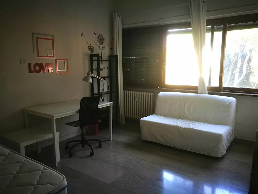 Immagine 5 di Camera in affitto  in Via Luigi Arbib Pascucci a Roma
