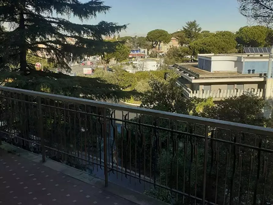 Immagine 6 di Camera in affitto  in Via Luigi Arbib Pascucci a Roma