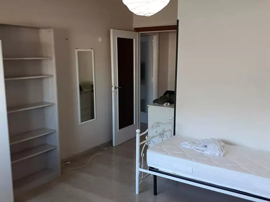 Immagine 3 di Camera in affitto  in Via Luigi Arbib Pascucci a Roma
