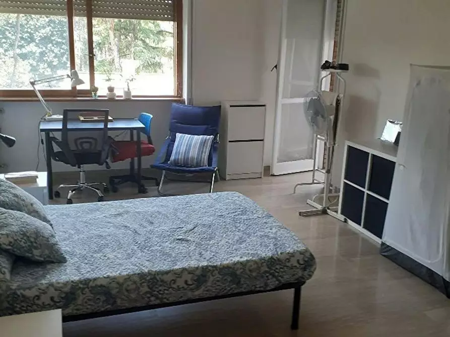 Immagine 2 di Camera in affitto  in Via Luigi Arbib Pascucci a Roma
