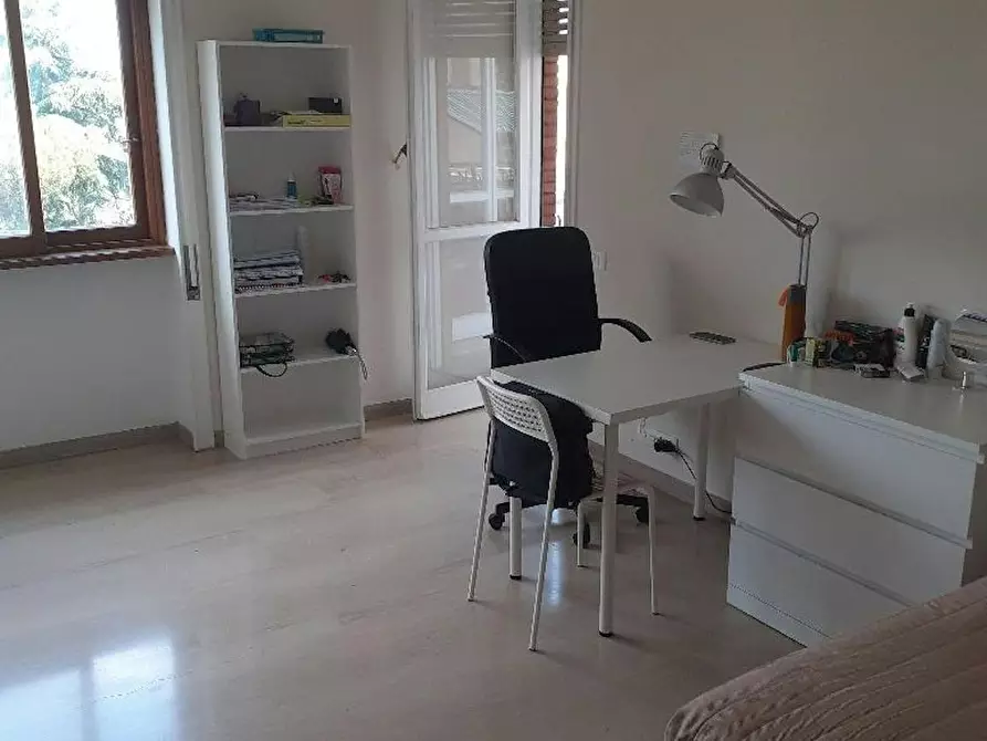 Immagine 4 di Camera in affitto  in Via Luigi Arbib Pascucci a Roma