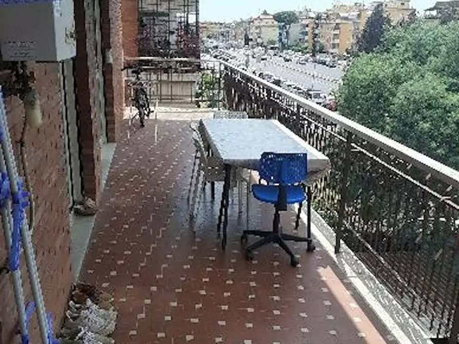 Immagine 10 di Camera in affitto  in Via Luigi Arbib Pascucci a Roma