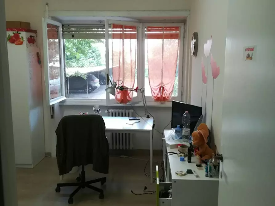 Immagine 3 di Camera in affitto  in Via Luigi Arbib Pascucci a Roma