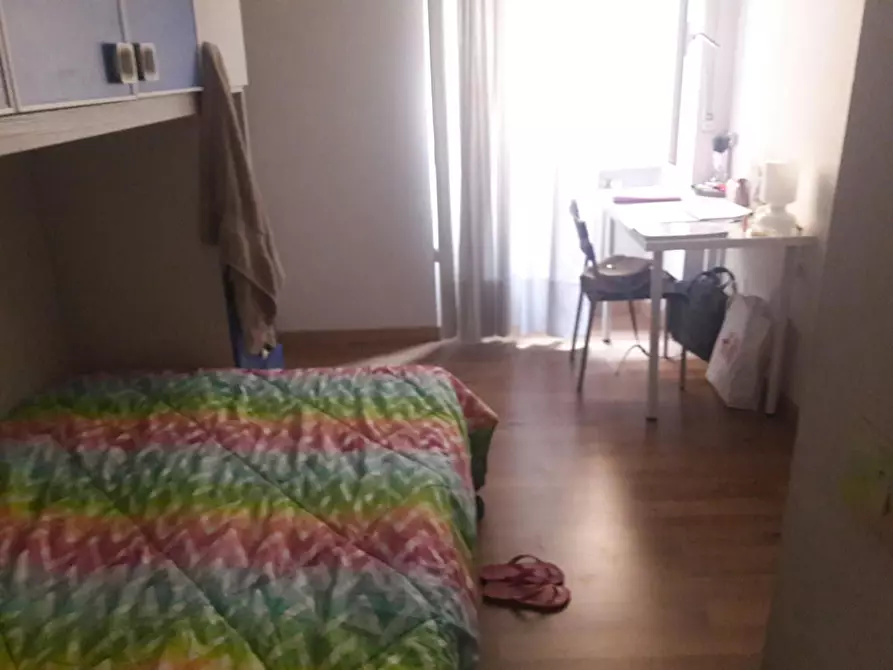 Immagine 1 di Camera in affitto  in Via Renzo da Ceri a Roma