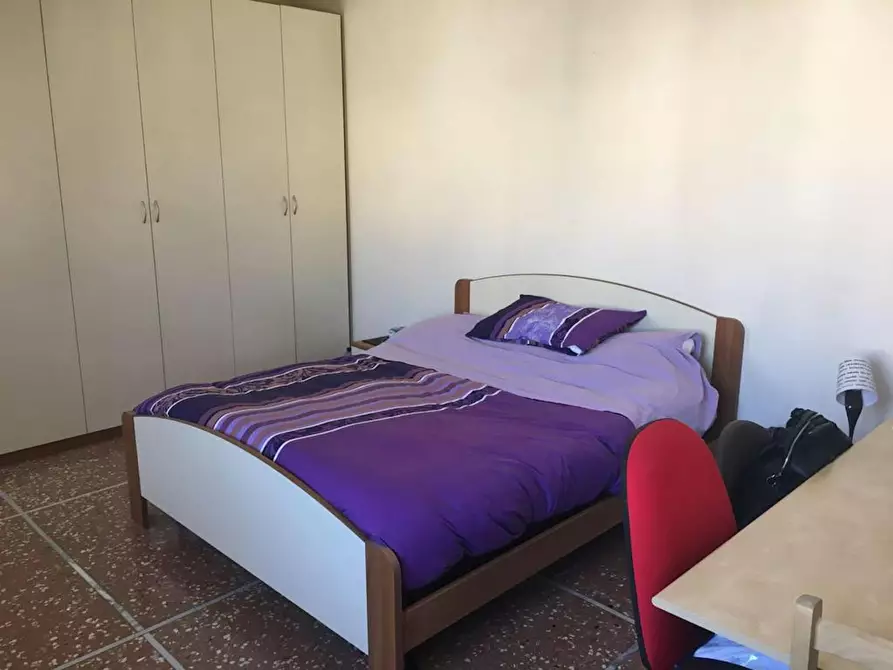 Immagine 4 di Camera in affitto  in Via Sirte a Roma