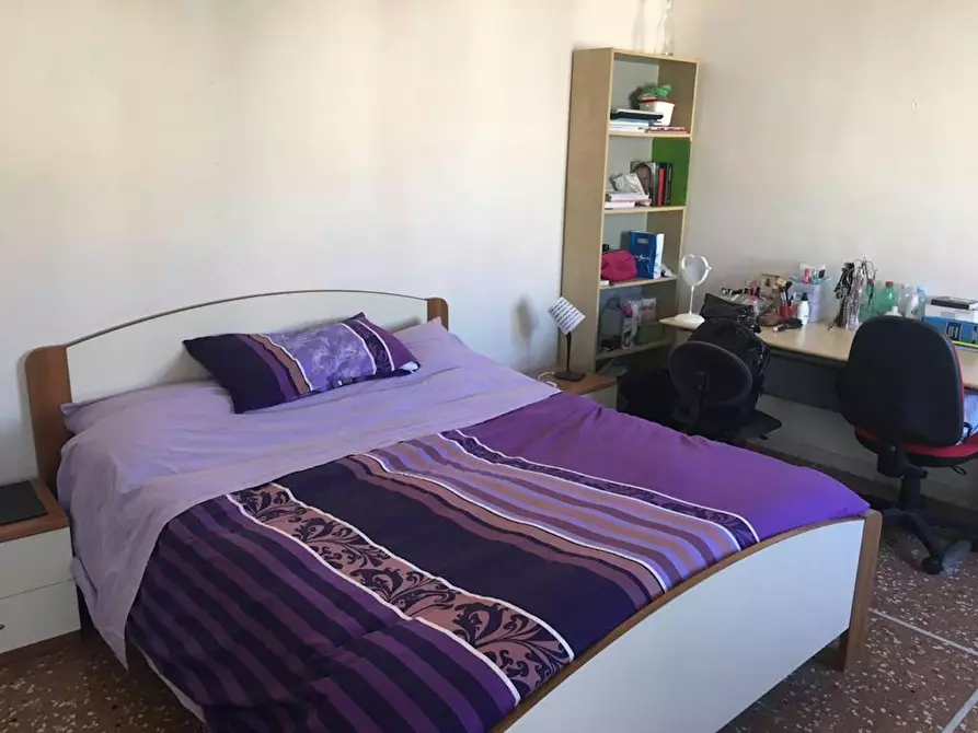 Immagine 2 di Camera in affitto  in Via Sirte a Roma