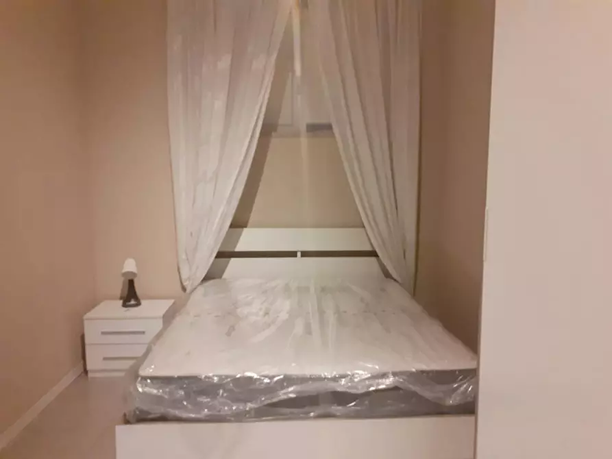 Immagine 3 di Camera in affitto  in Via Udine a Roma