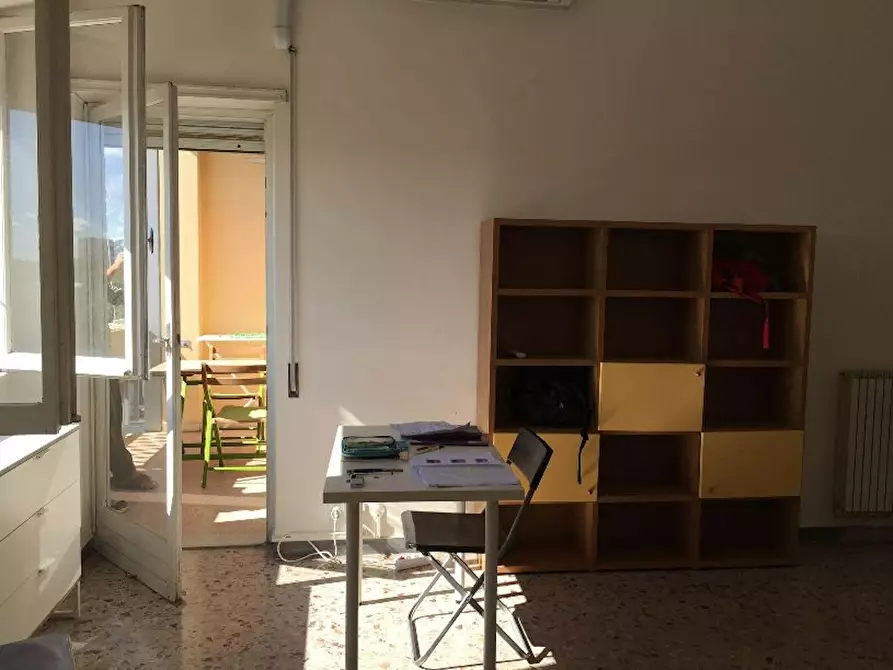 Immagine 4 di Camera in affitto  in Via Ugo Amaldi a Roma