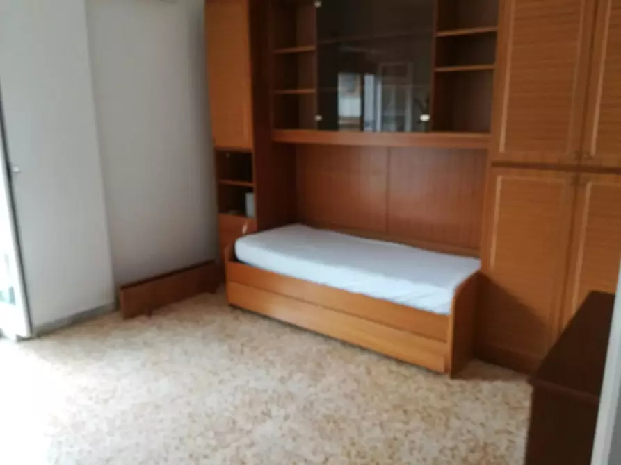 Immagine 2 di Camera in affitto  in Via di Val Favara a Roma