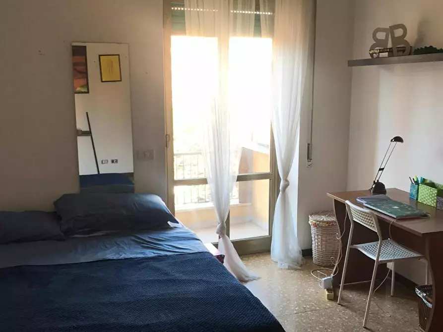 Immagine 4 di Camera in affitto  in Via Migiurtinia a Roma