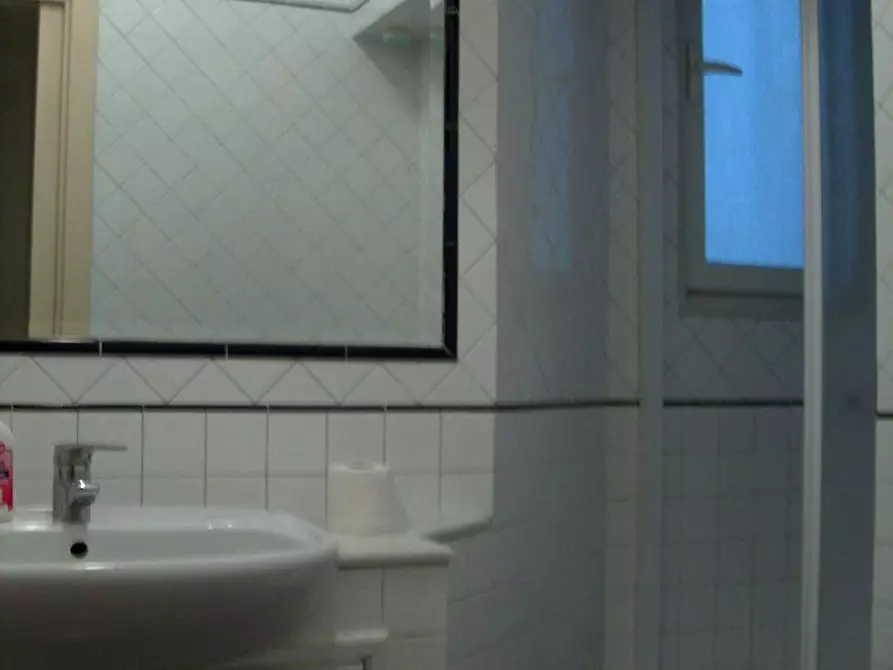 Immagine 5 di Camera in affitto  in Via Conca d'Oro a Roma