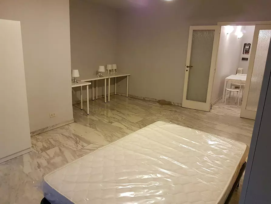 Immagine 2 di Camera in affitto  in Via Conca d'Oro a Roma
