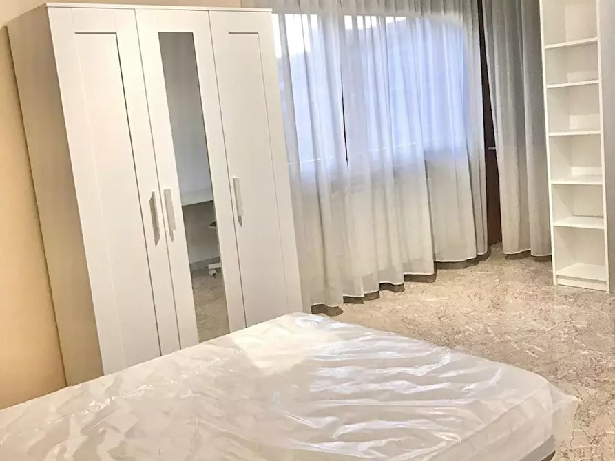 Immagine 2 di Camera in affitto  in Via Nocera Umbra a Roma