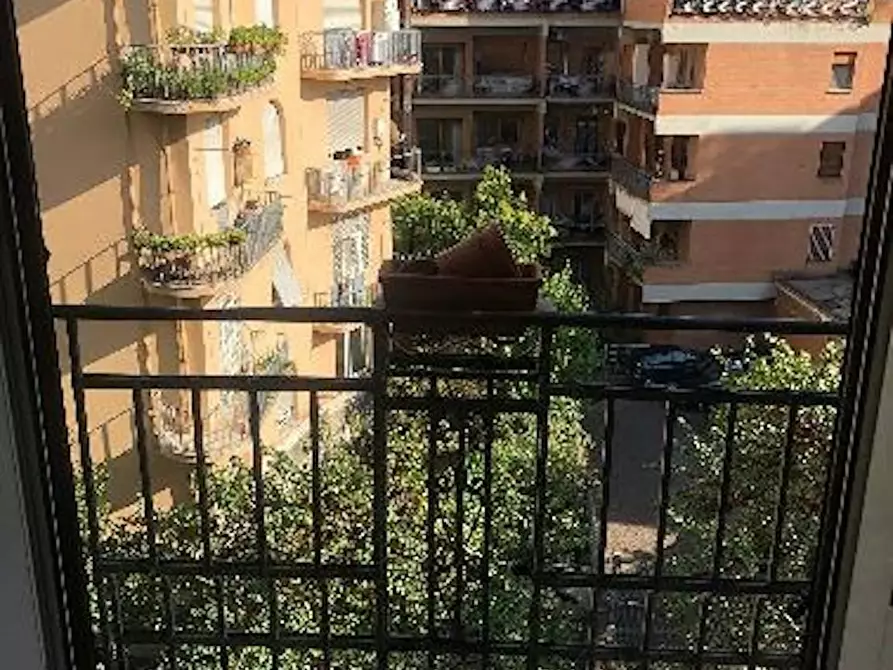 Immagine 10 di Camera in affitto  in Via Tagliamento a Roma