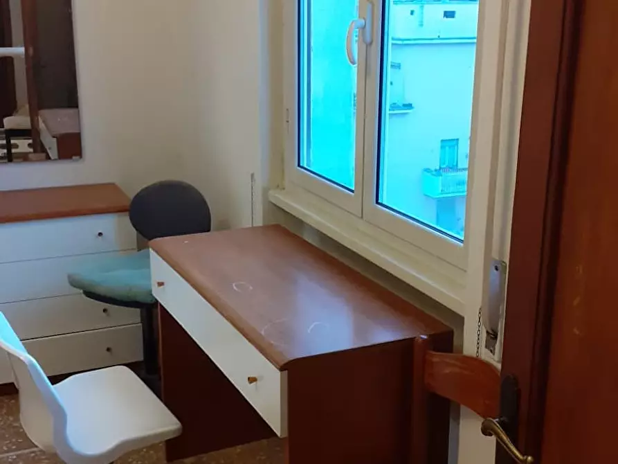 Immagine 4 di Camera in affitto  in Via Sirte a Roma