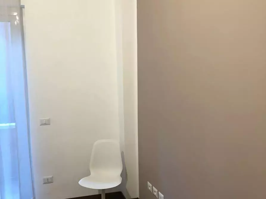 Immagine 6 di Camera in affitto  in Via della Brianza a Roma