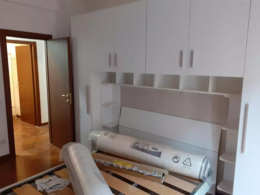 Immagine 4 di Camera in affitto  in Via della Brianza a Roma