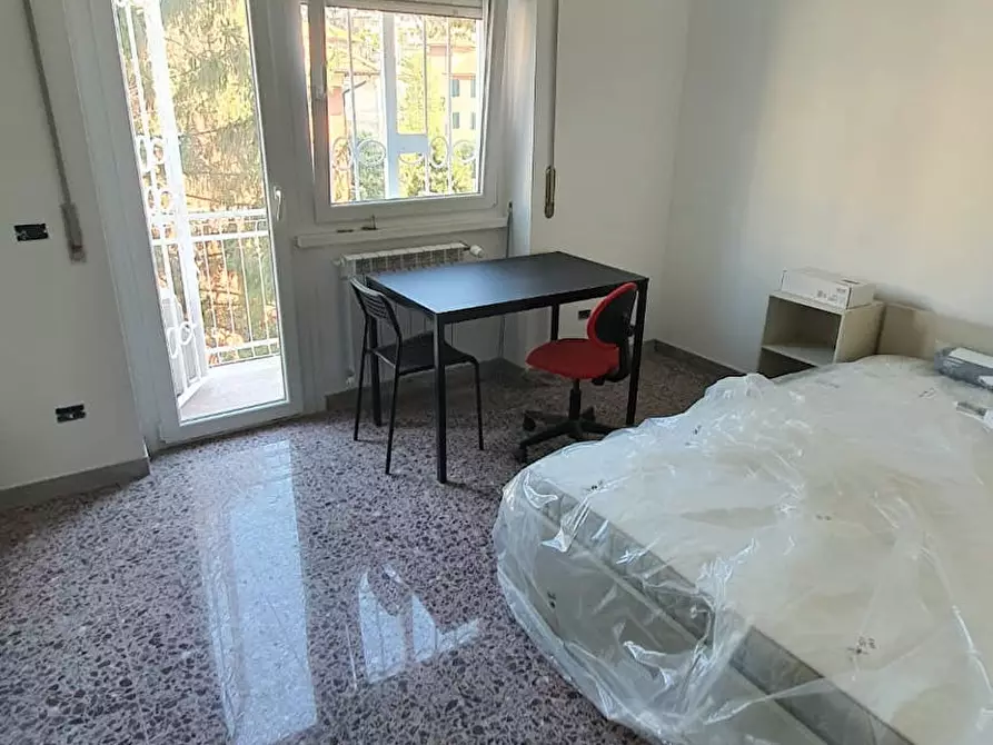 Immagine 3 di Camera in affitto  in Via Monte Bianco a Roma