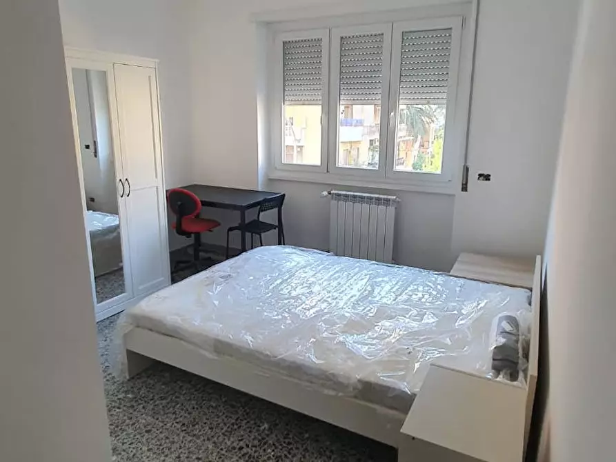 Immagine 3 di Camera in affitto  in Via Monte Bianco a Roma