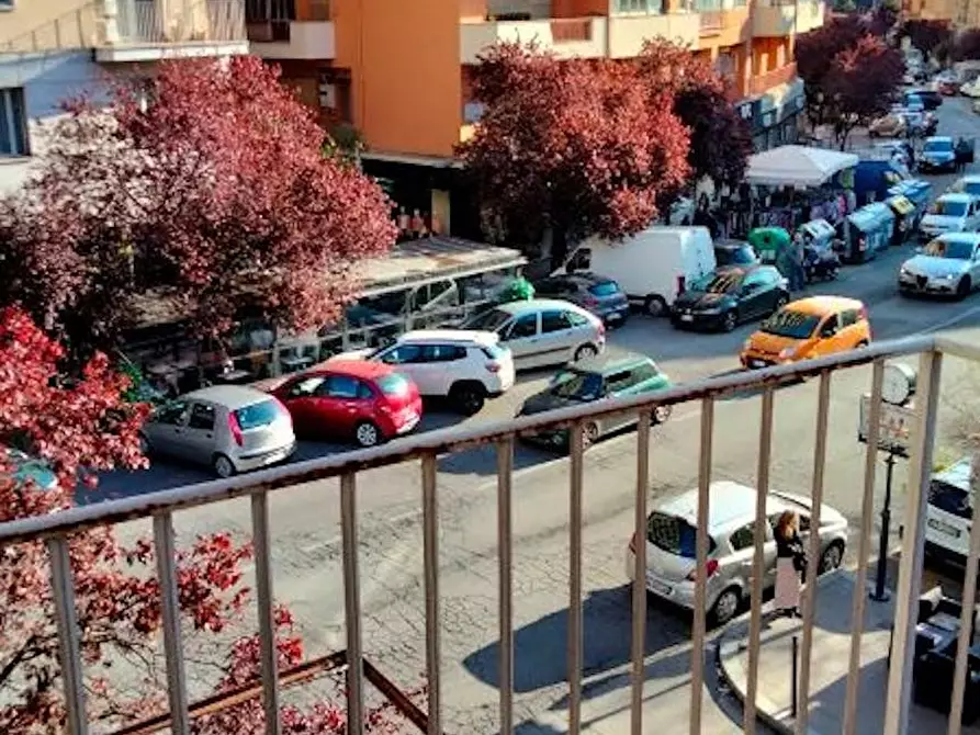 Immagine 2 di Camera in affitto  in Via Carlo Bartolomeo Piazza a Roma