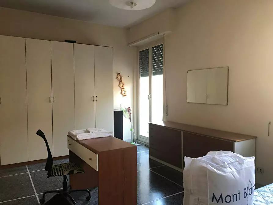 Immagine 4 di Camera in affitto  in Via Sirte a Roma