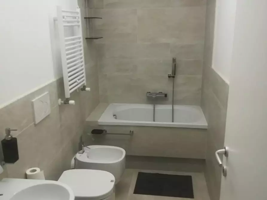 Immagine 9 di Camera in affitto  in Via Paolo Emilio a Roma